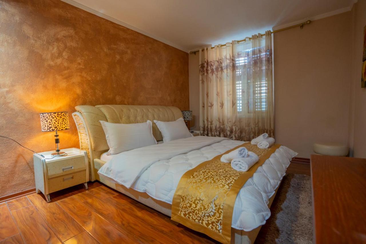 Zobo Hotel Shkodra Kültér fotó
